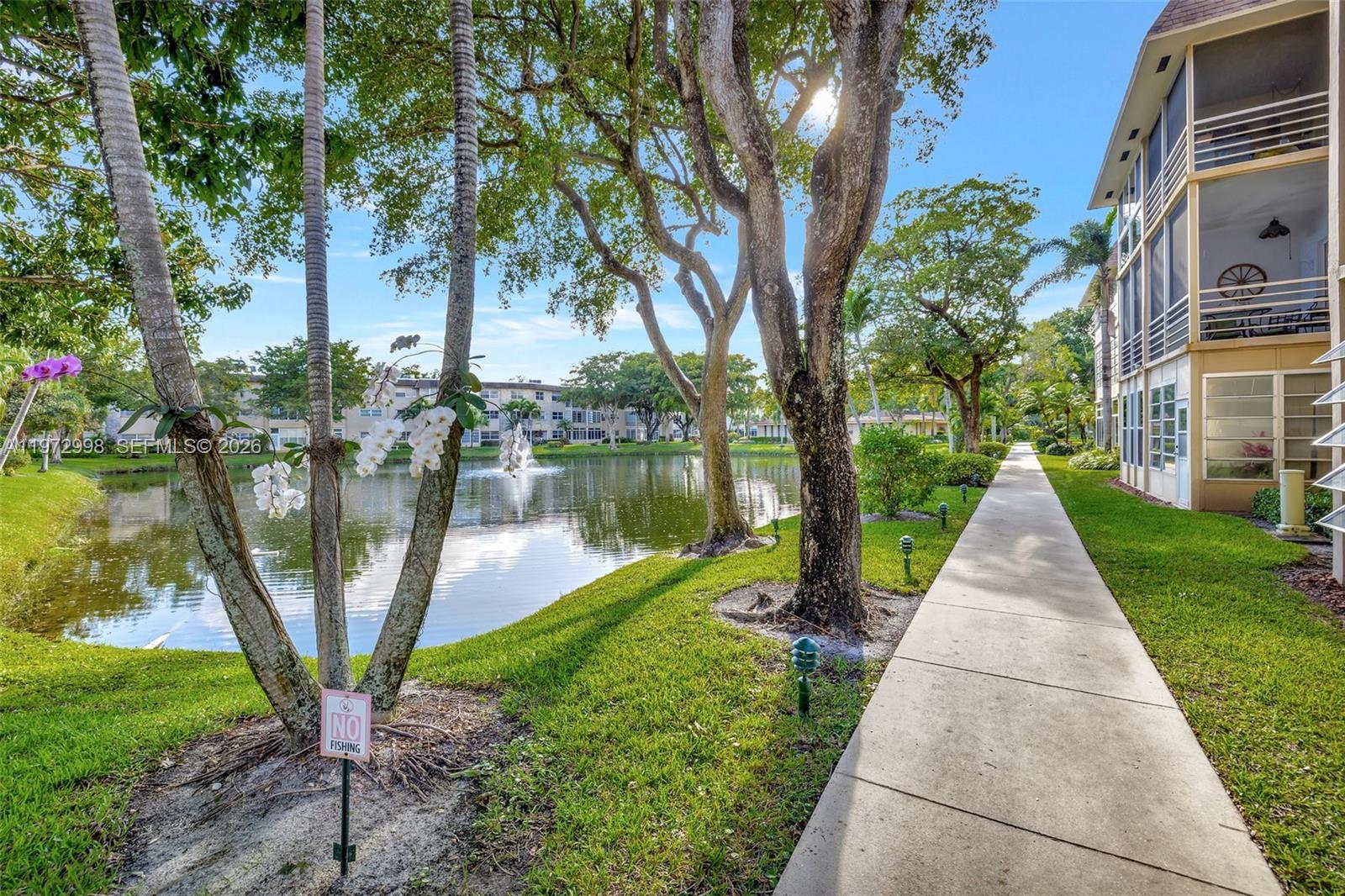 USNEE GARDENS CONDO - Residential