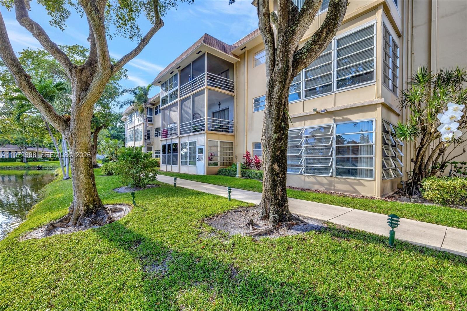 USNEE GARDENS CONDO - Residential