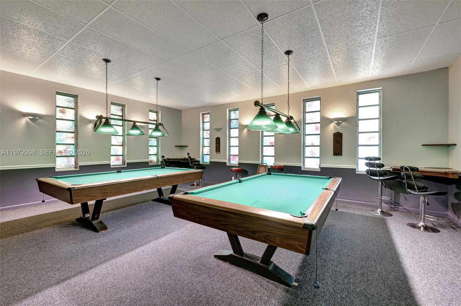 USNEE GARDENS CONDO - Residential