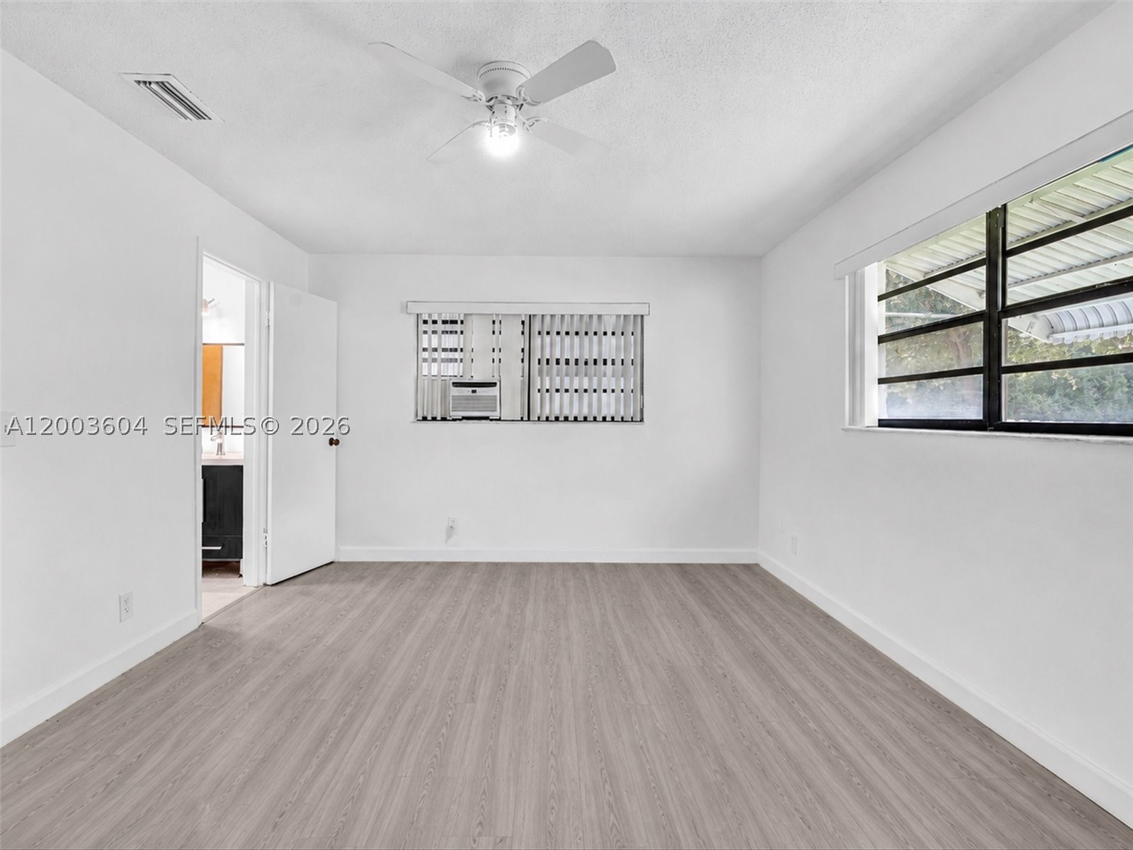 HOLLYWOOD CENTER AMEN PLA - Residential