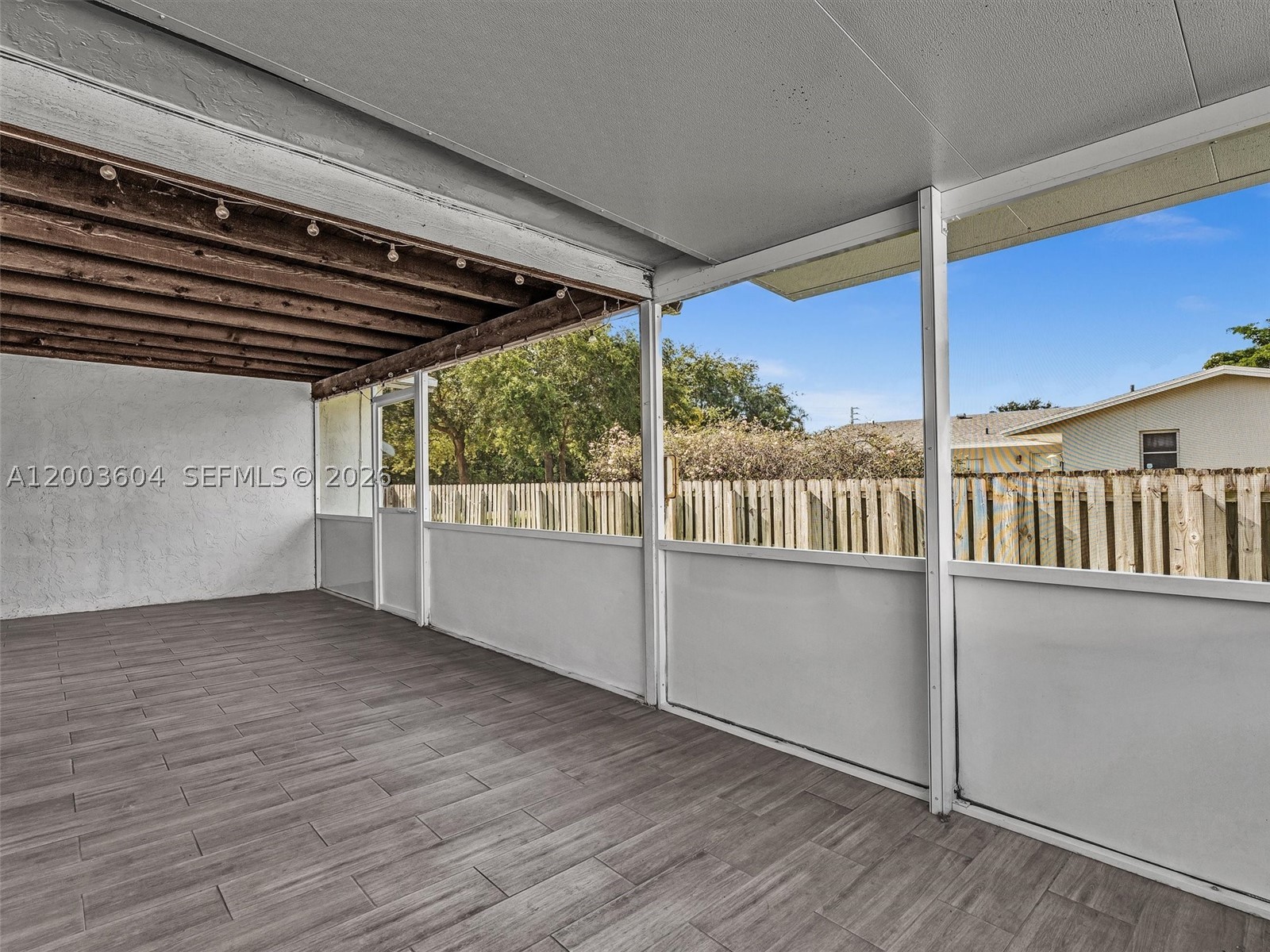 HOLLYWOOD CENTER AMEN PLA - Residential