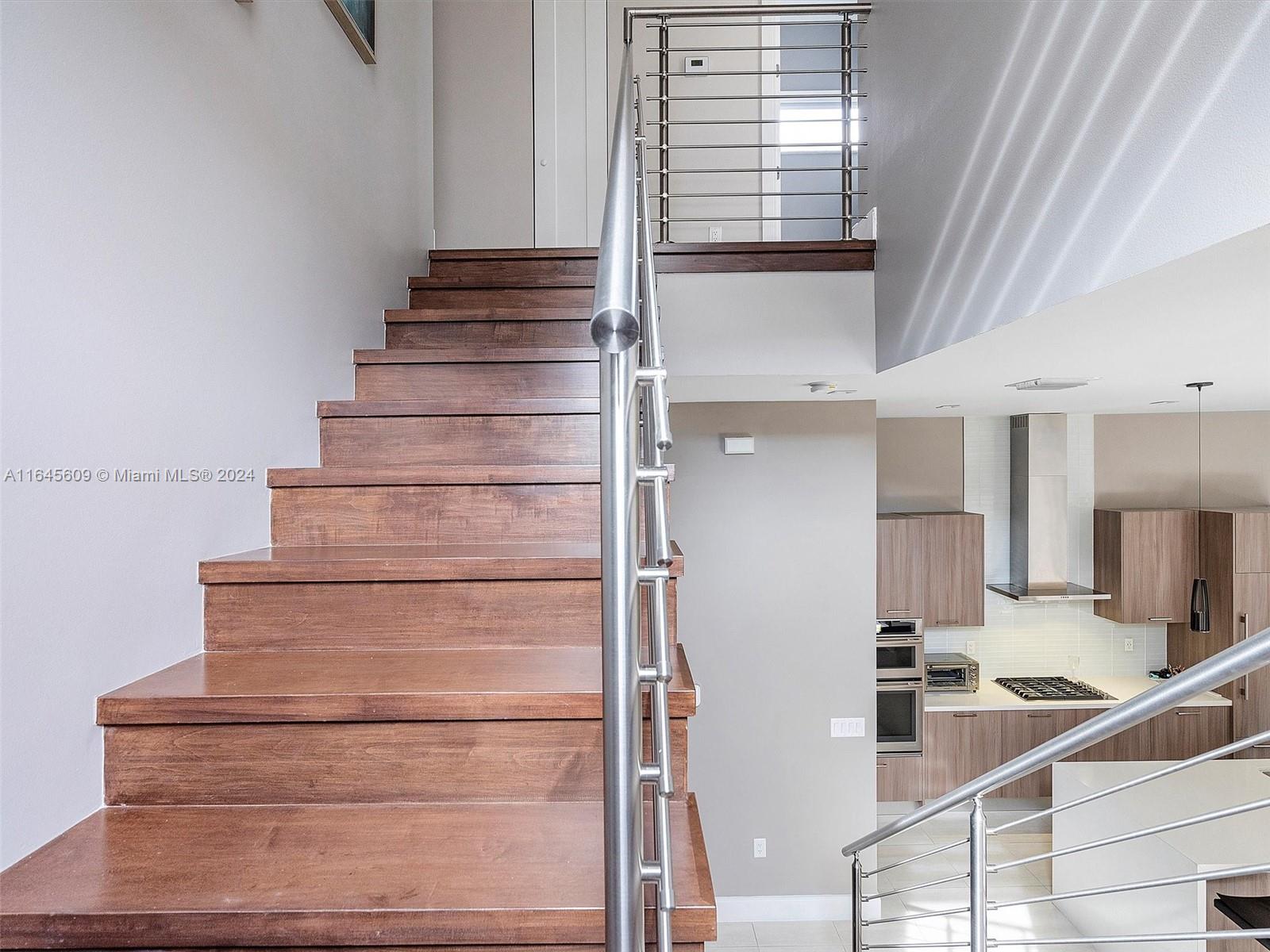 DOWNTOWN DORAL SOUTH PHAS - Residential Lease