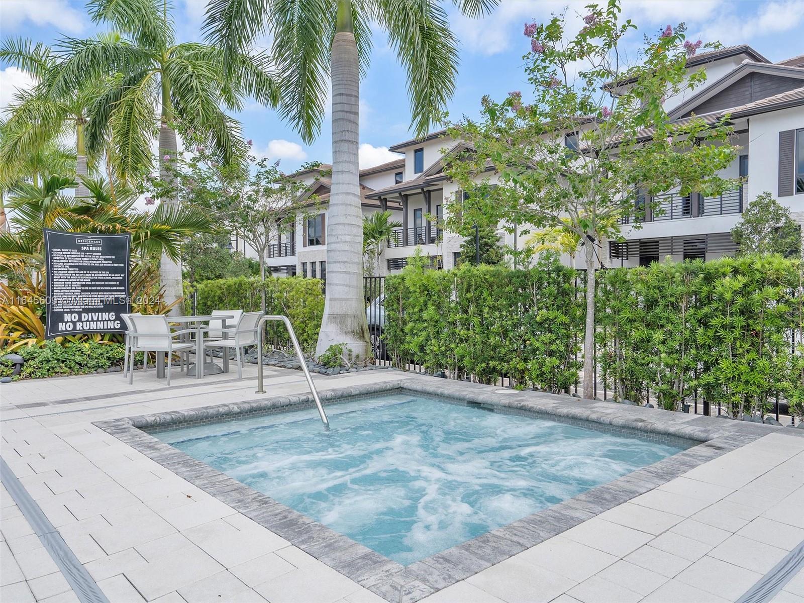 DOWNTOWN DORAL SOUTH PHAS - Residential Lease