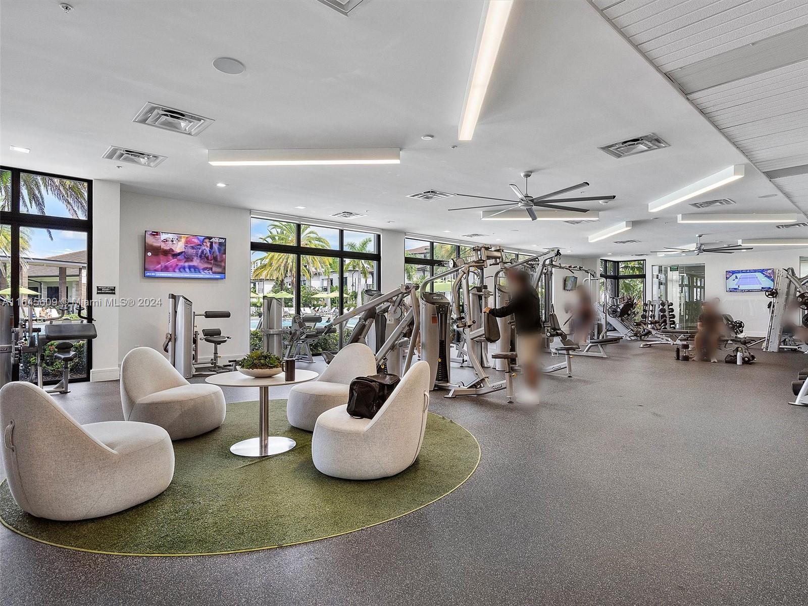 DOWNTOWN DORAL SOUTH PHAS - Residential Lease