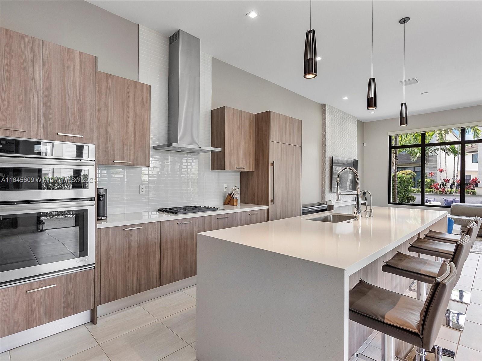 DOWNTOWN DORAL SOUTH PHAS - Residential Lease