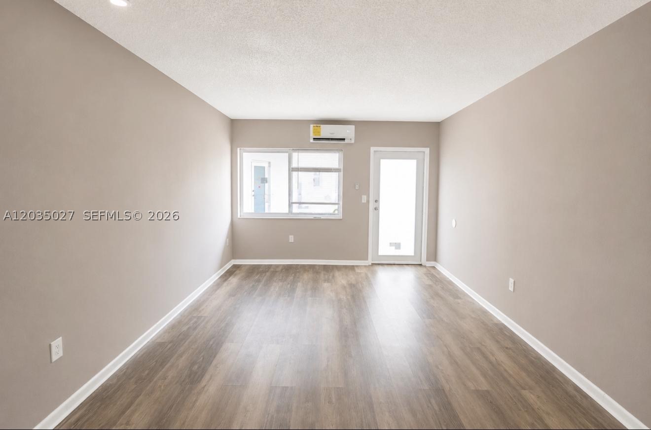 PARK VIEW ISLAND - Residential Lease