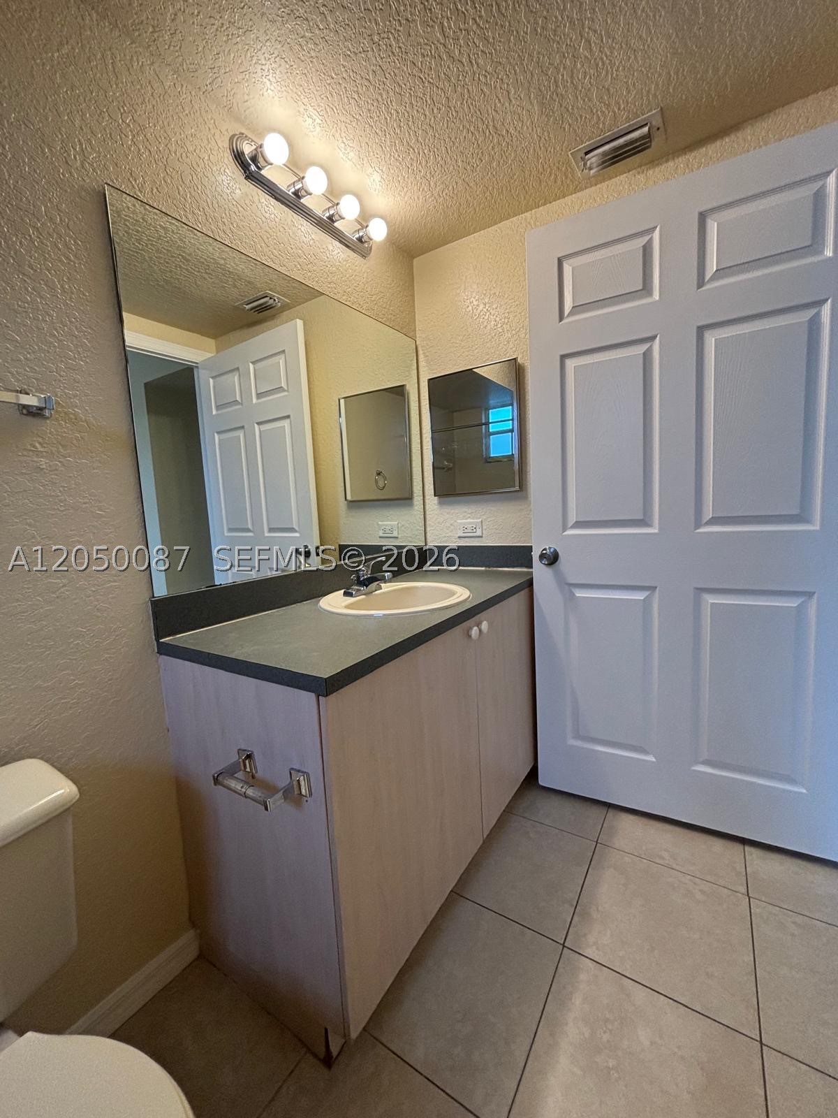 BELMONT AT NORTH LAUDERDA - Residential Lease