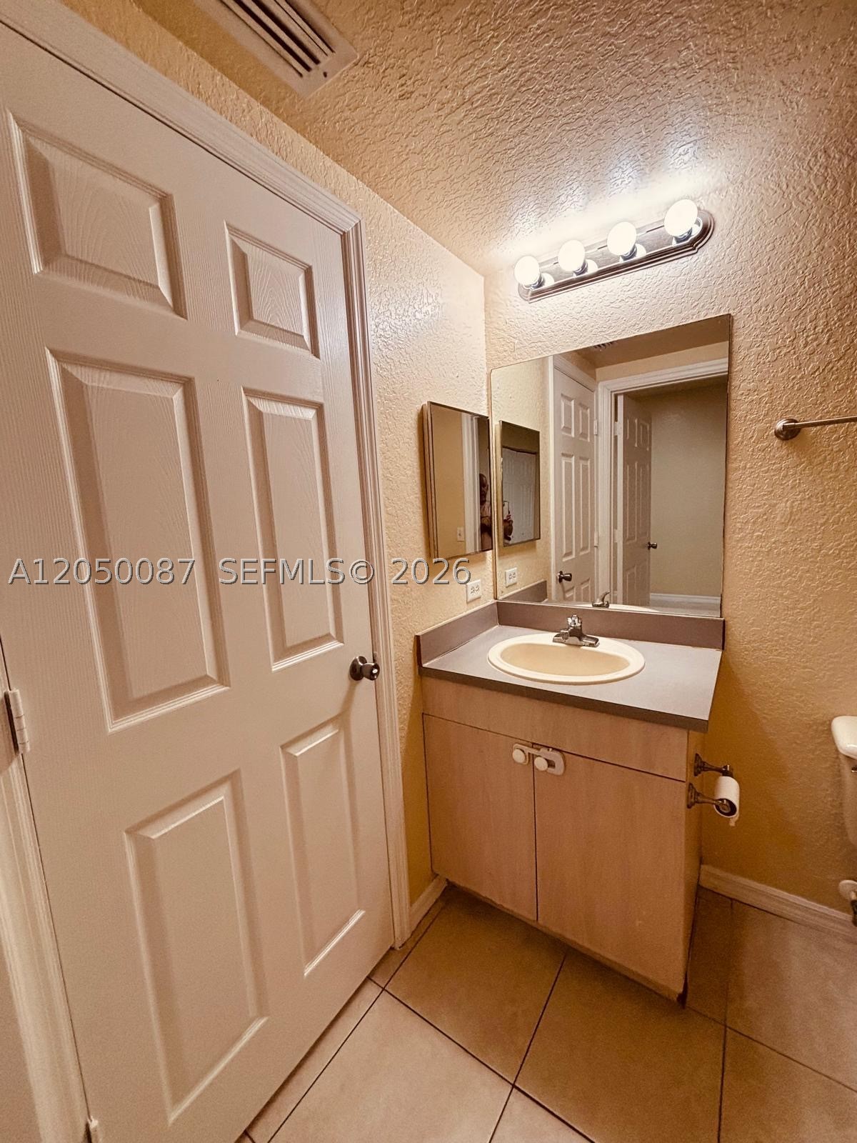 BELMONT AT NORTH LAUDERDA - Residential Lease