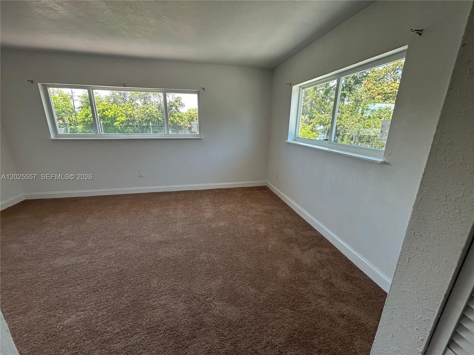 THE LOFTS TOWN VILLAS CON - Residential Lease