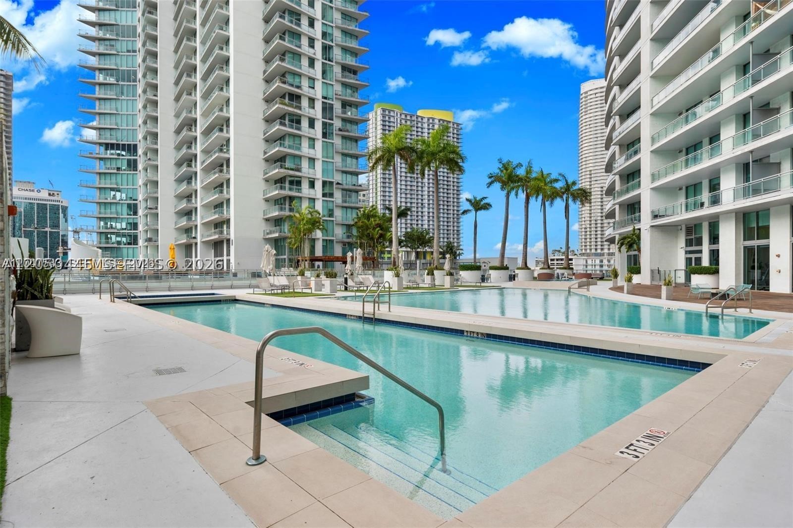 IVY CONDO - Residential