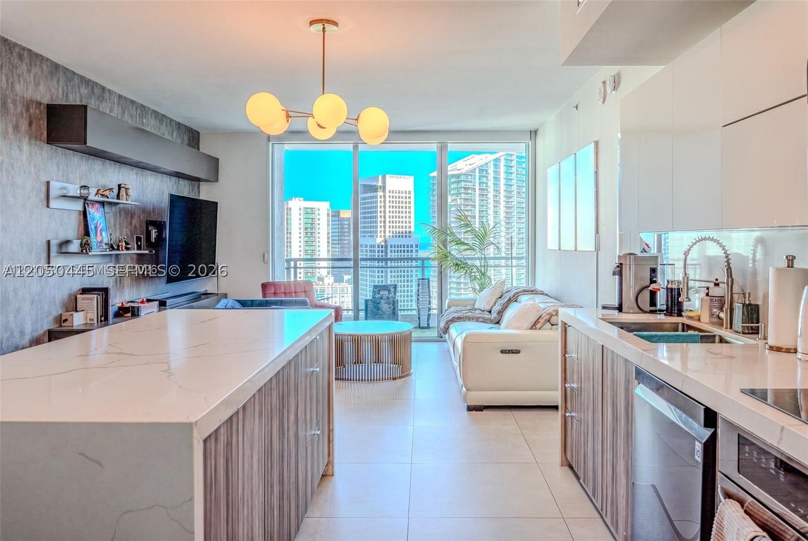 IVY CONDO - Residential