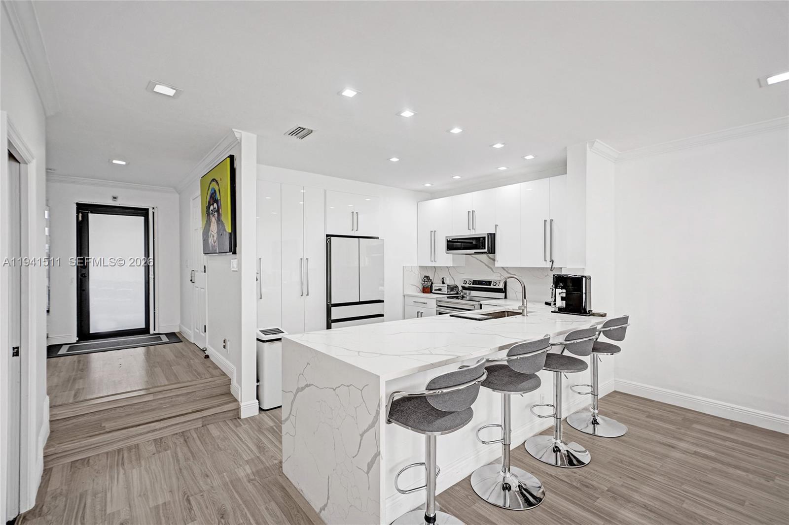 LA MIRAGE OF HARBOR VILG - Residential