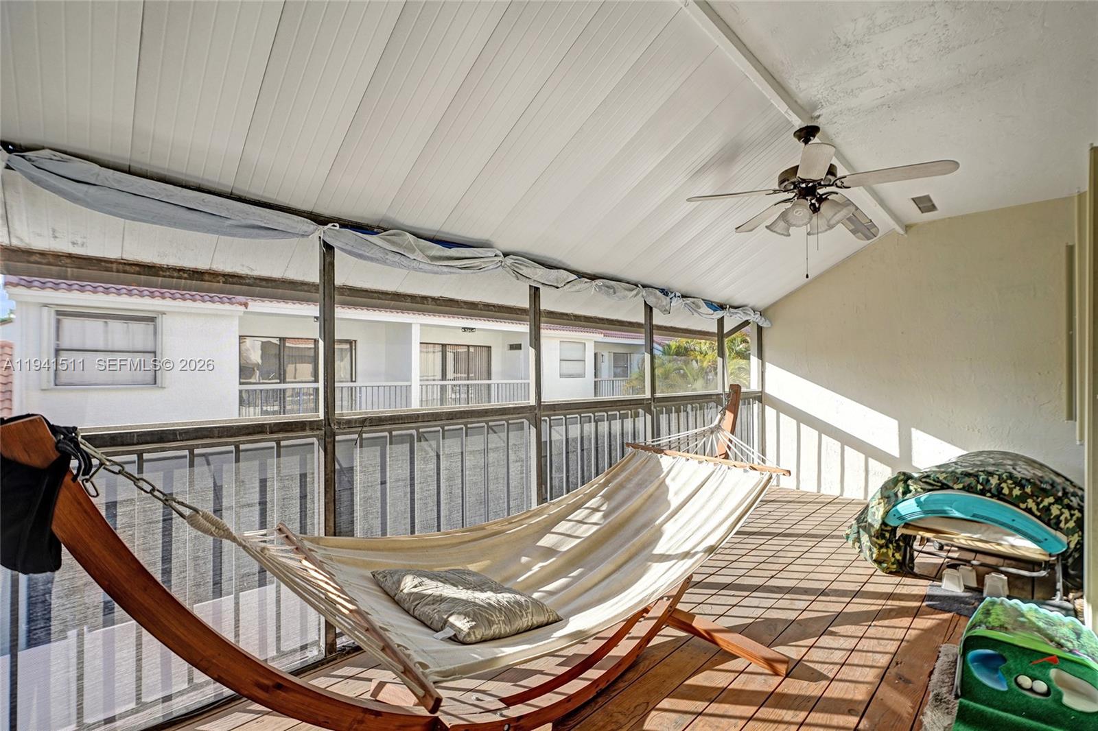 LA MIRAGE OF HARBOR VILG - Residential