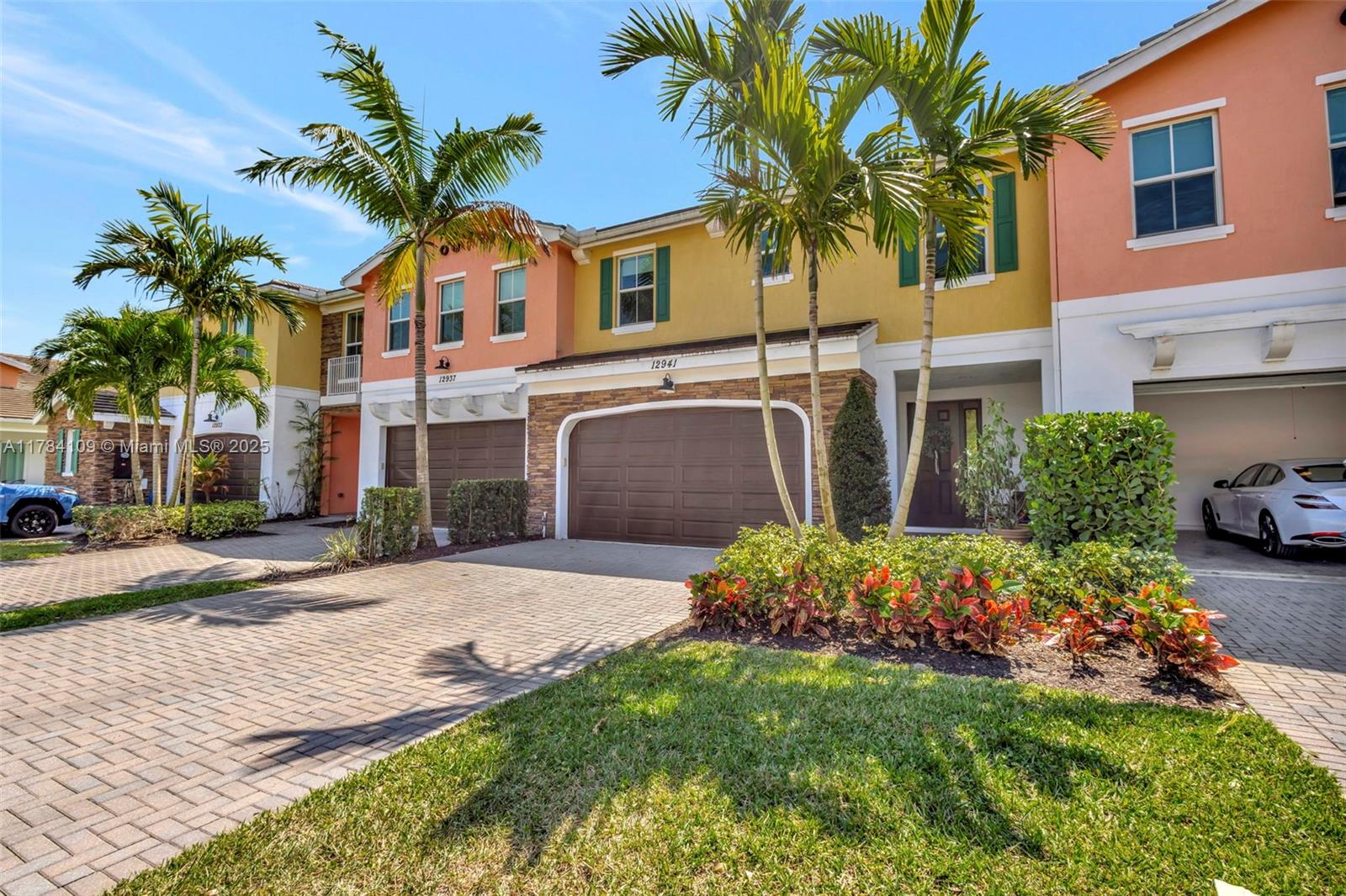 TREVI ISLE - Residential Lease