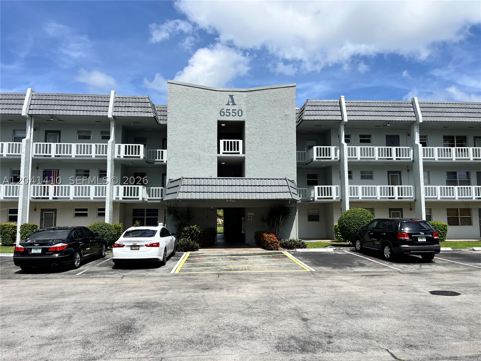 ROYAL PARK GARDENS I-A CO - Residential