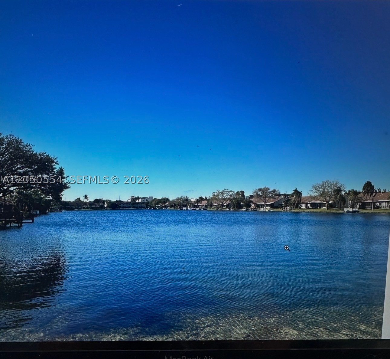 TWIN LAKES GARDENS - Residential Lease