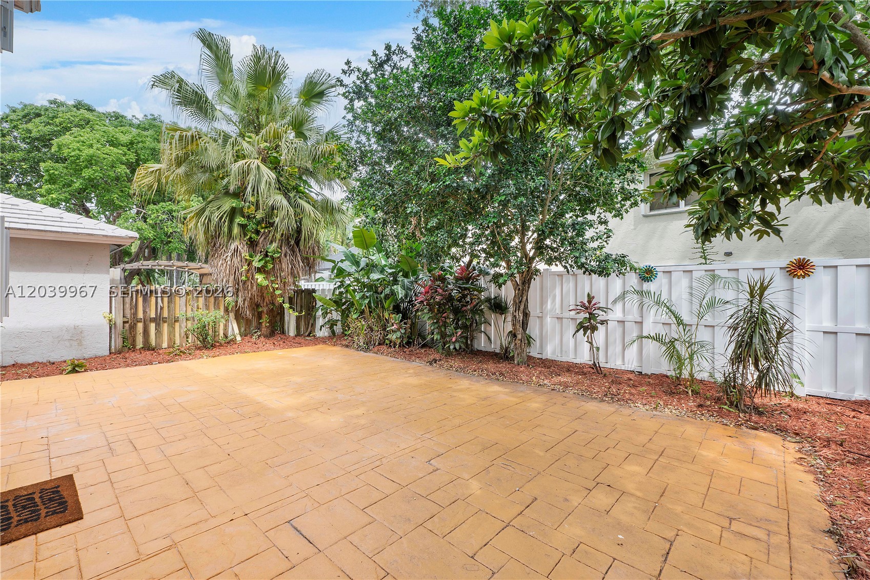 JACARANDA PARCEL 608 - Residential