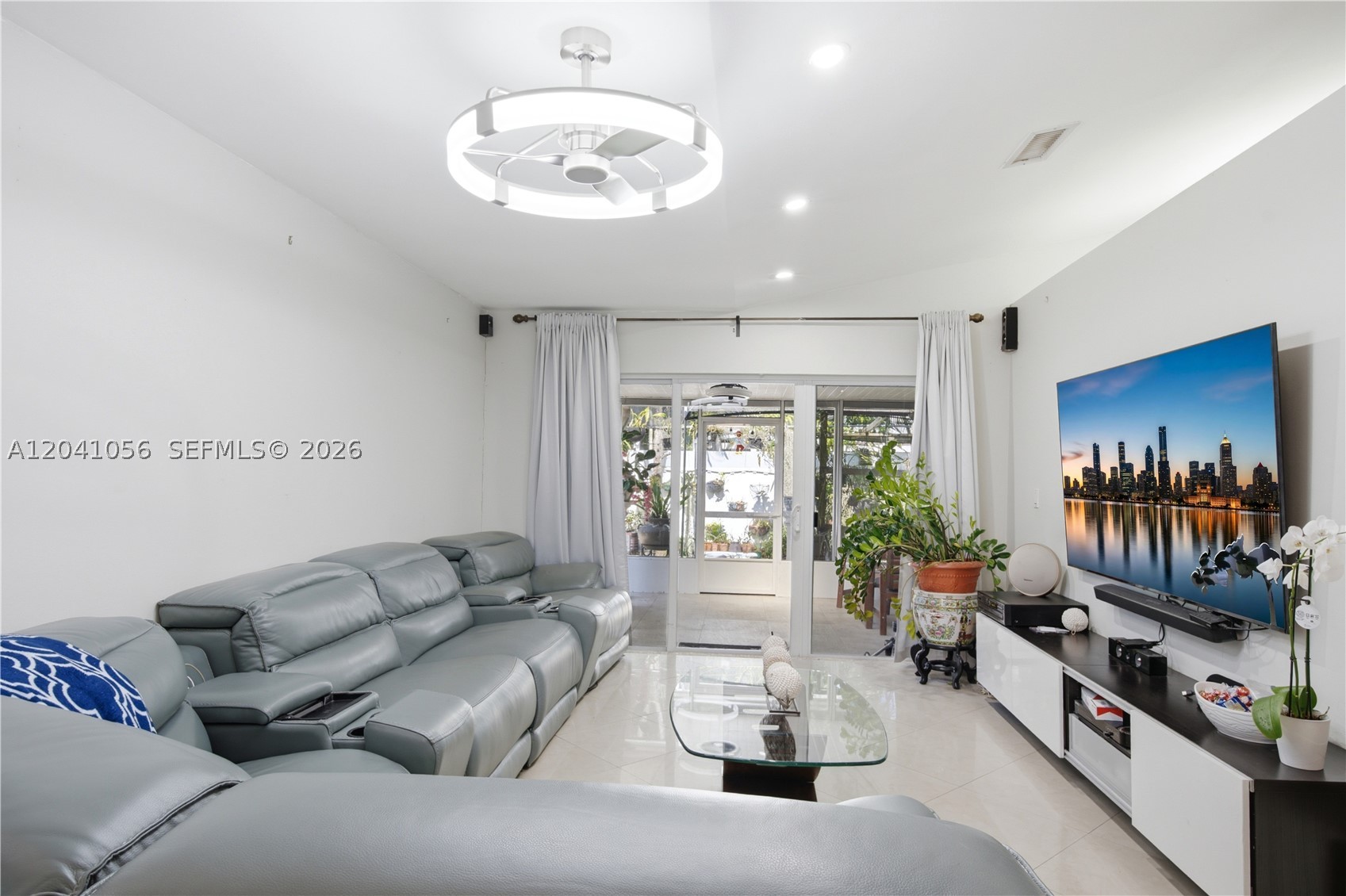 LORMAR I - Residential
