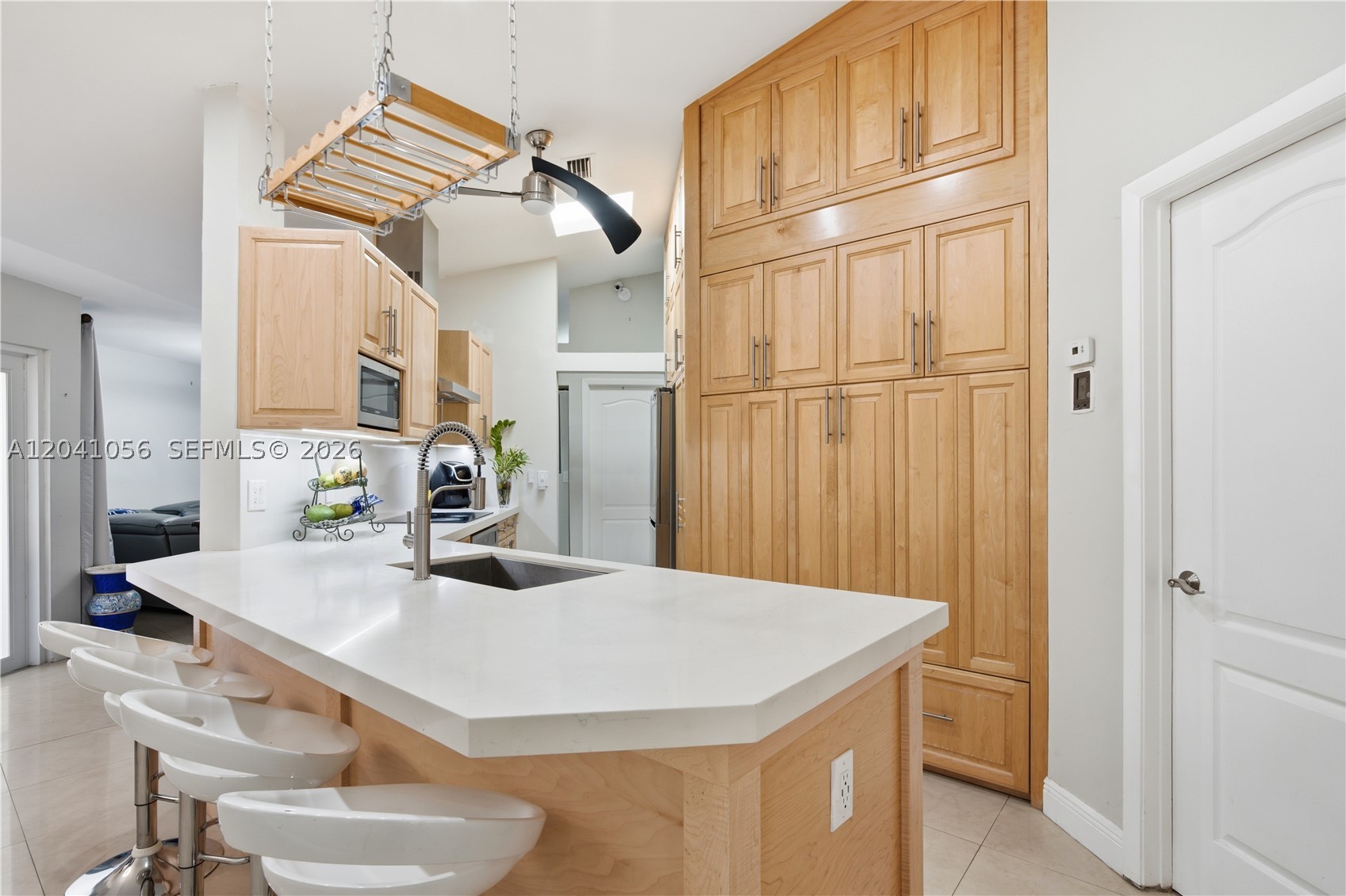 LORMAR I - Residential