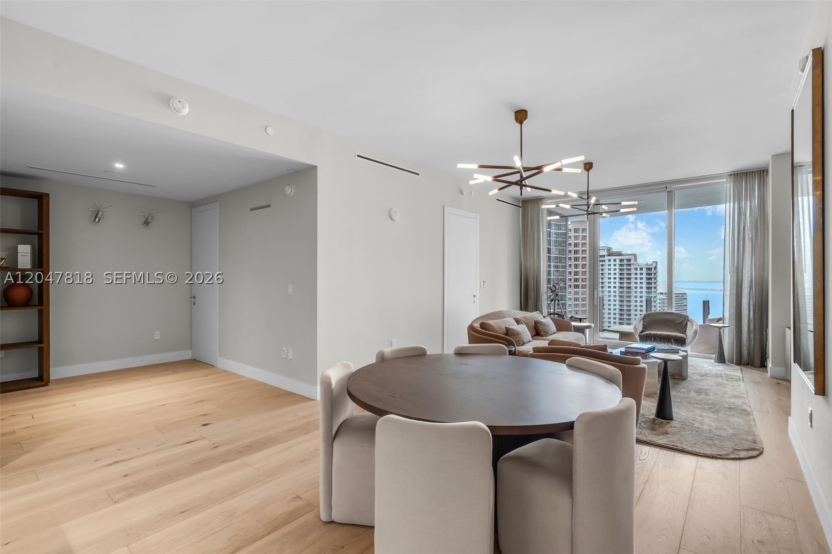 300 BISCAYNE BLVD WAYCONDO - Residential