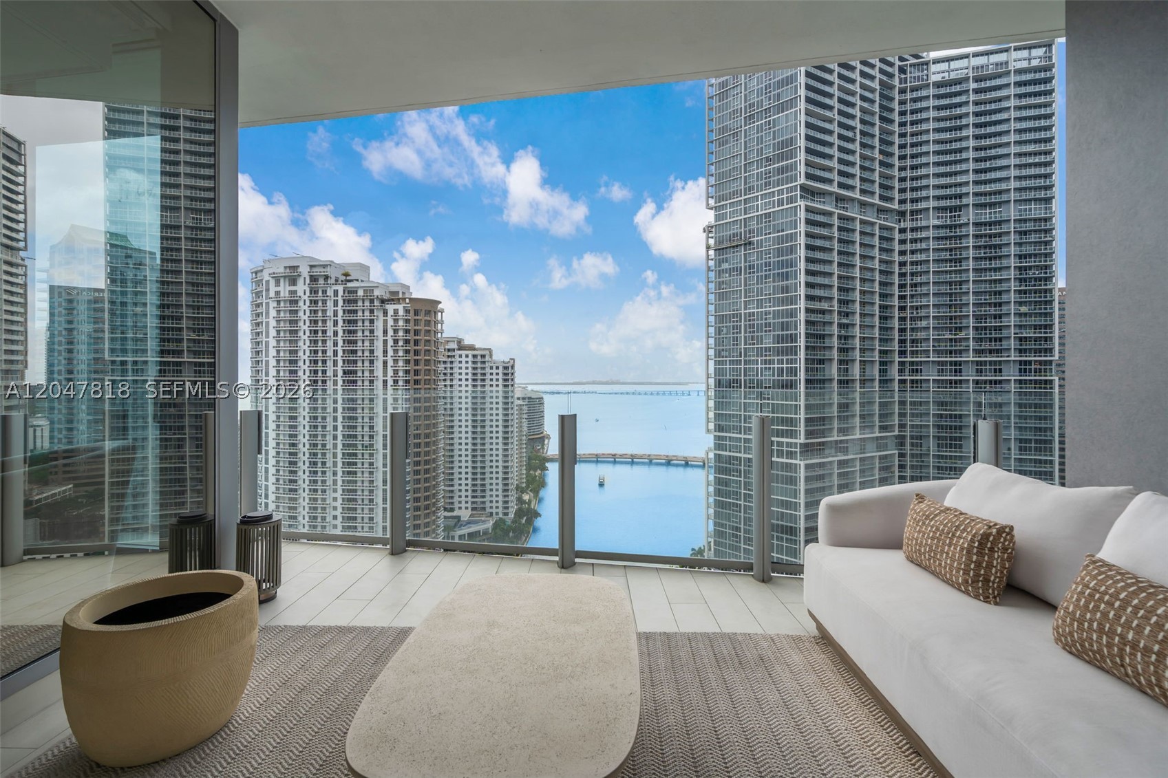 300 BISCAYNE BLVD WAYCONDO - Residential