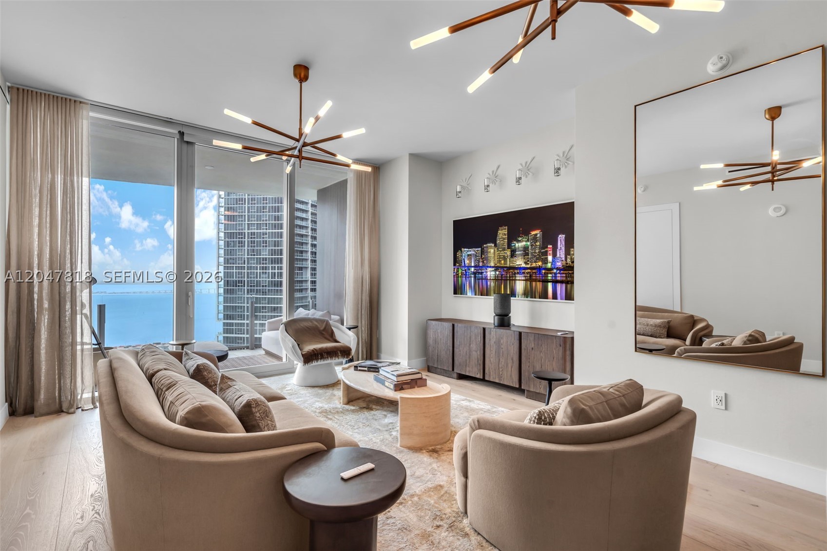 300 BISCAYNE BLVD WAYCONDO - Residential