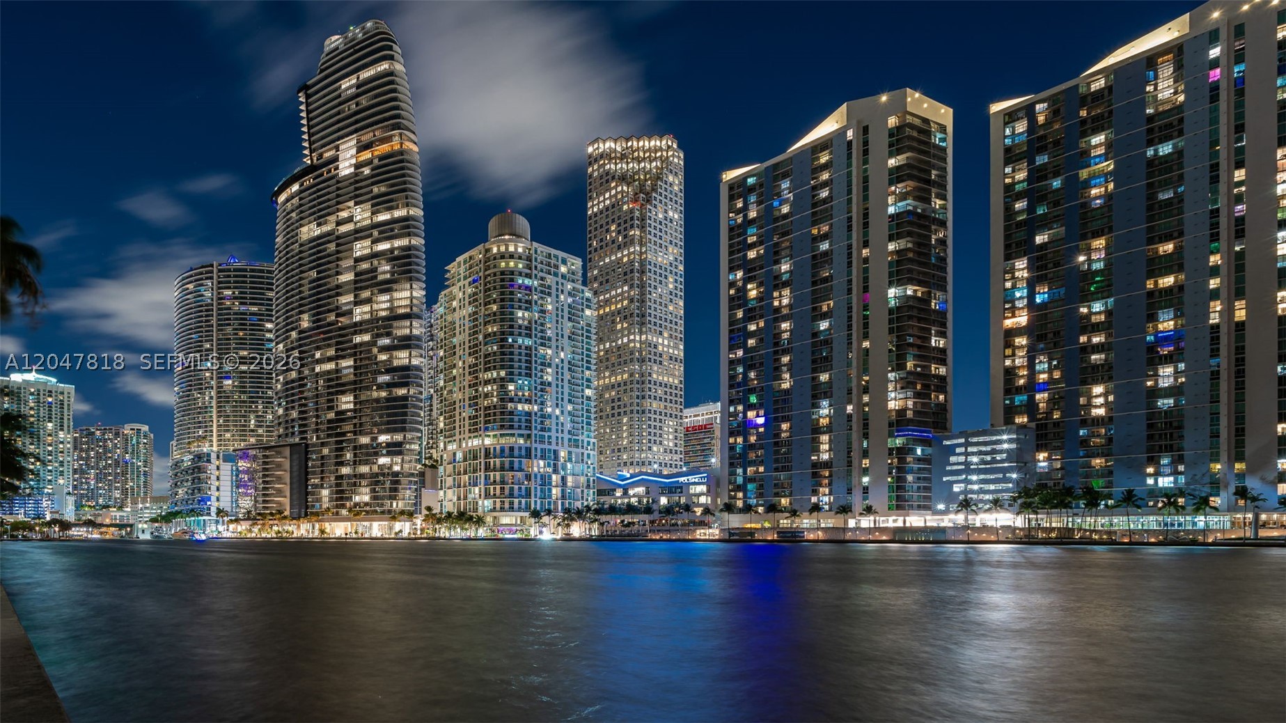 300 BISCAYNE BLVD WAYCONDO - Residential