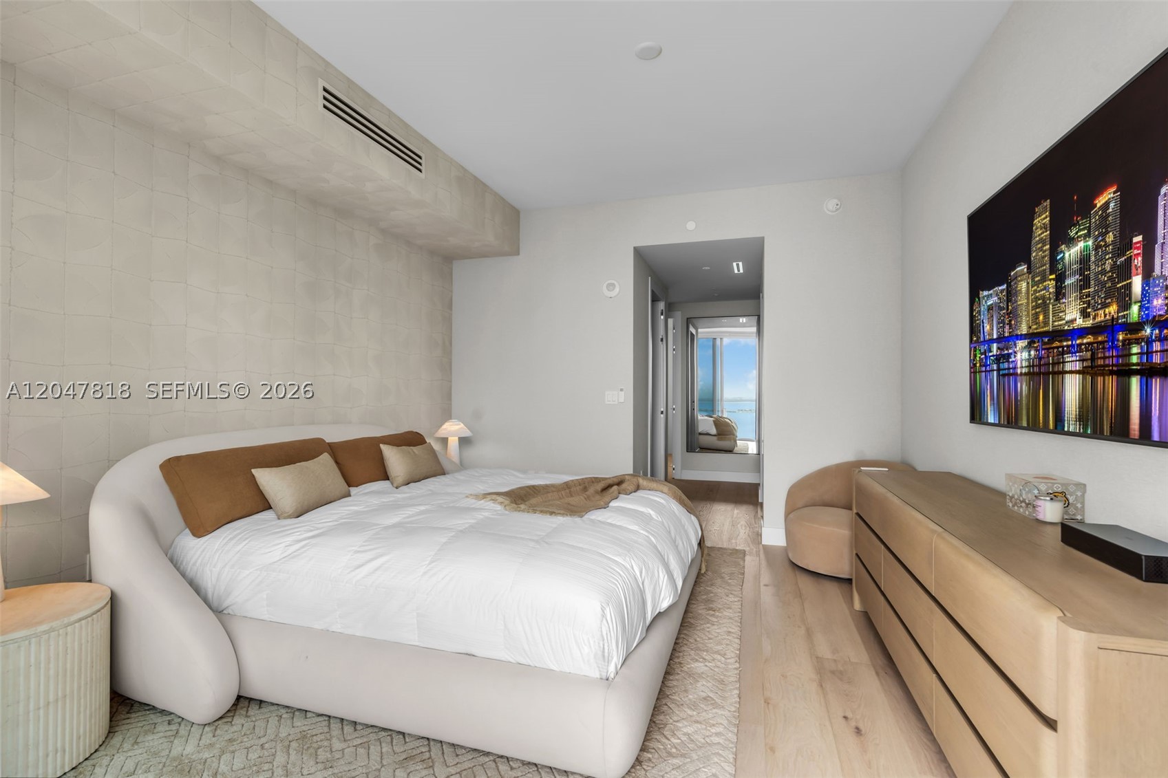 300 BISCAYNE BLVD WAYCONDO - Residential