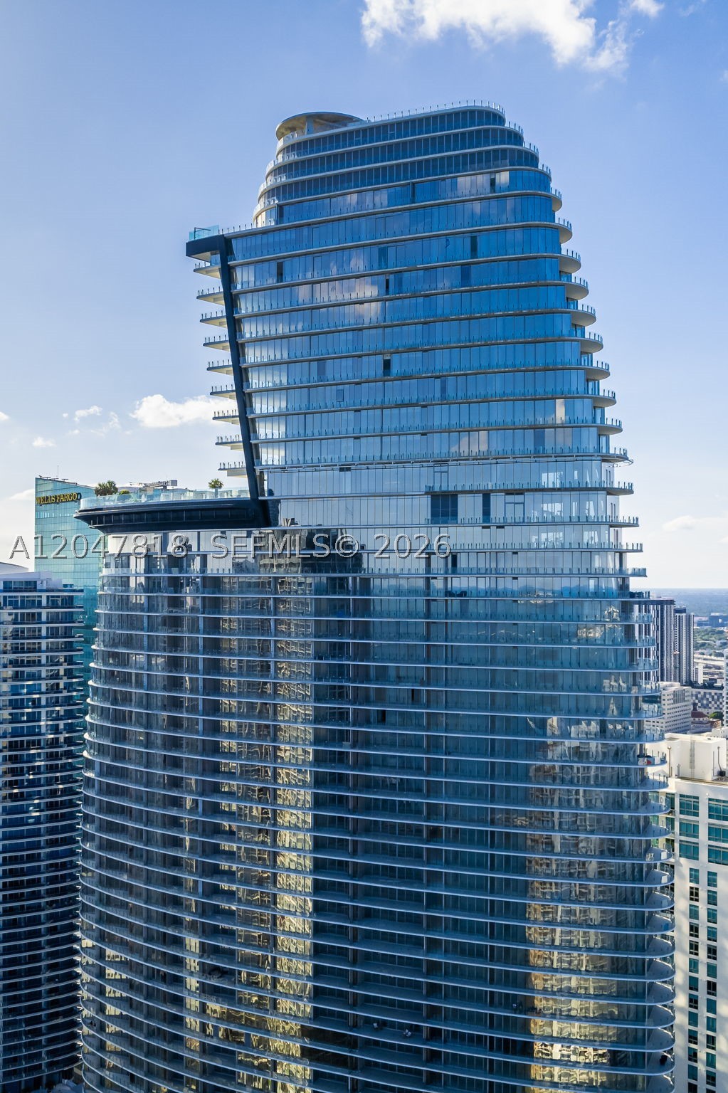 300 BISCAYNE BLVD WAYCONDO - Residential