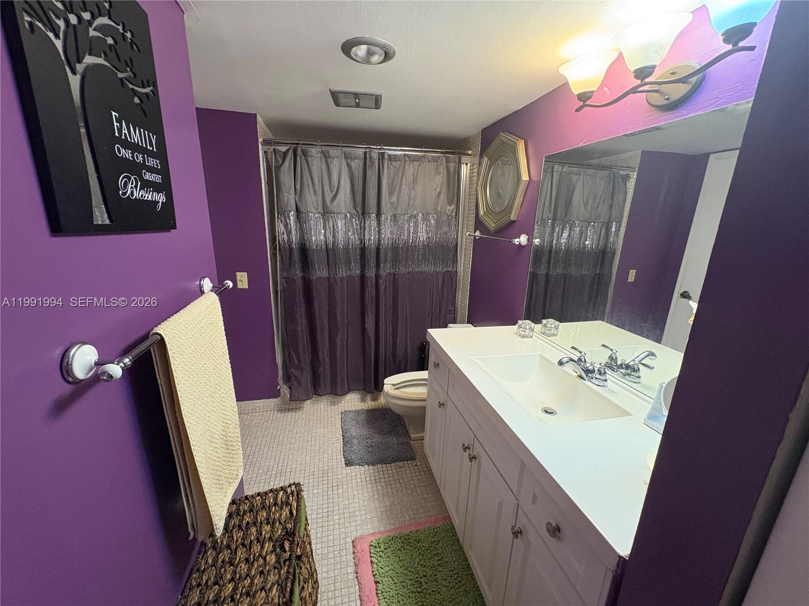 MANORS OF INVERRARY I-1 - Residential Lease