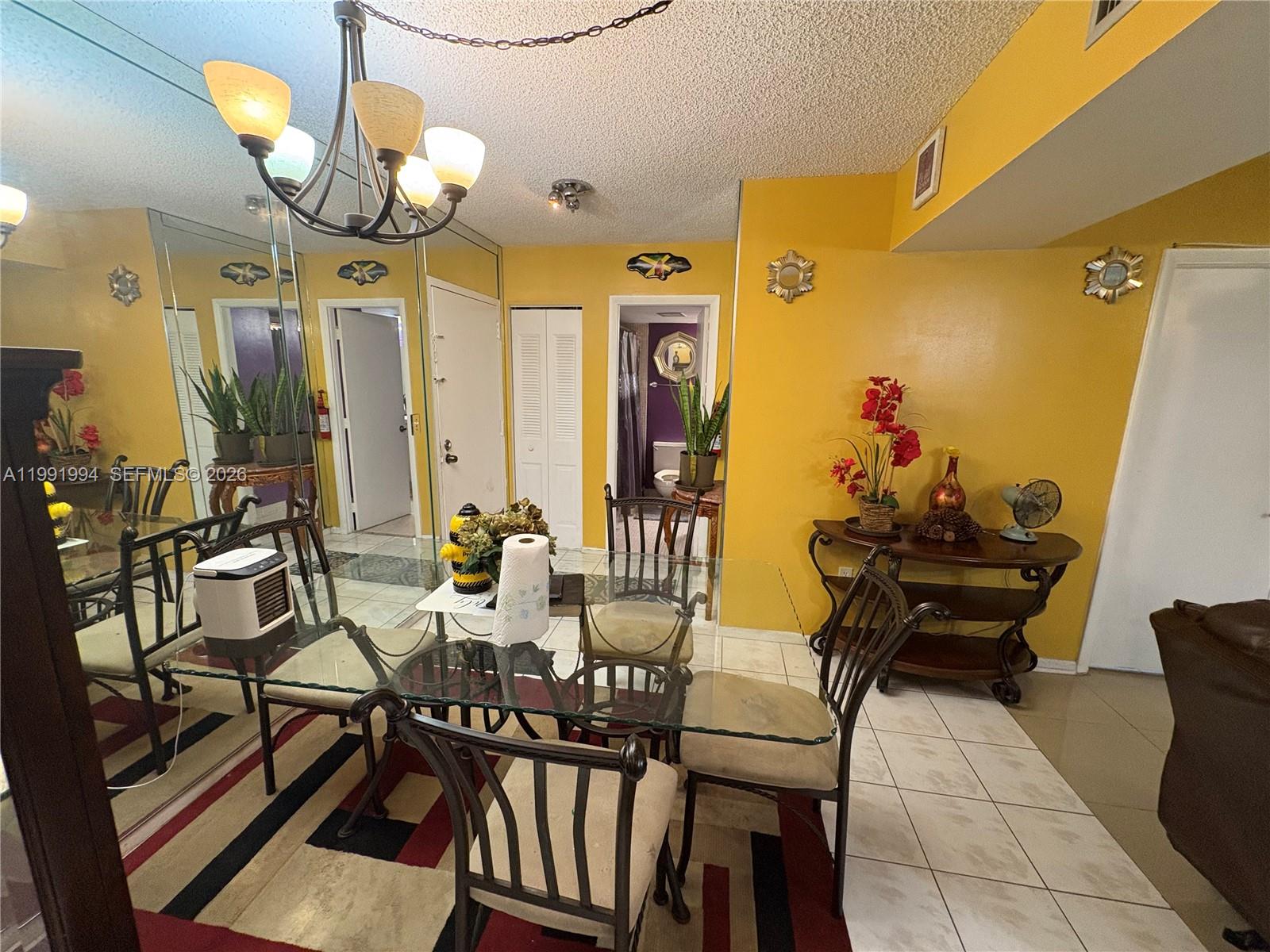 MANORS OF INVERRARY I-1 - Residential Lease