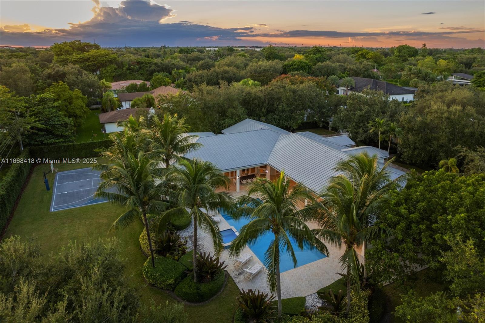 PINE TREE ESTATES - Residential