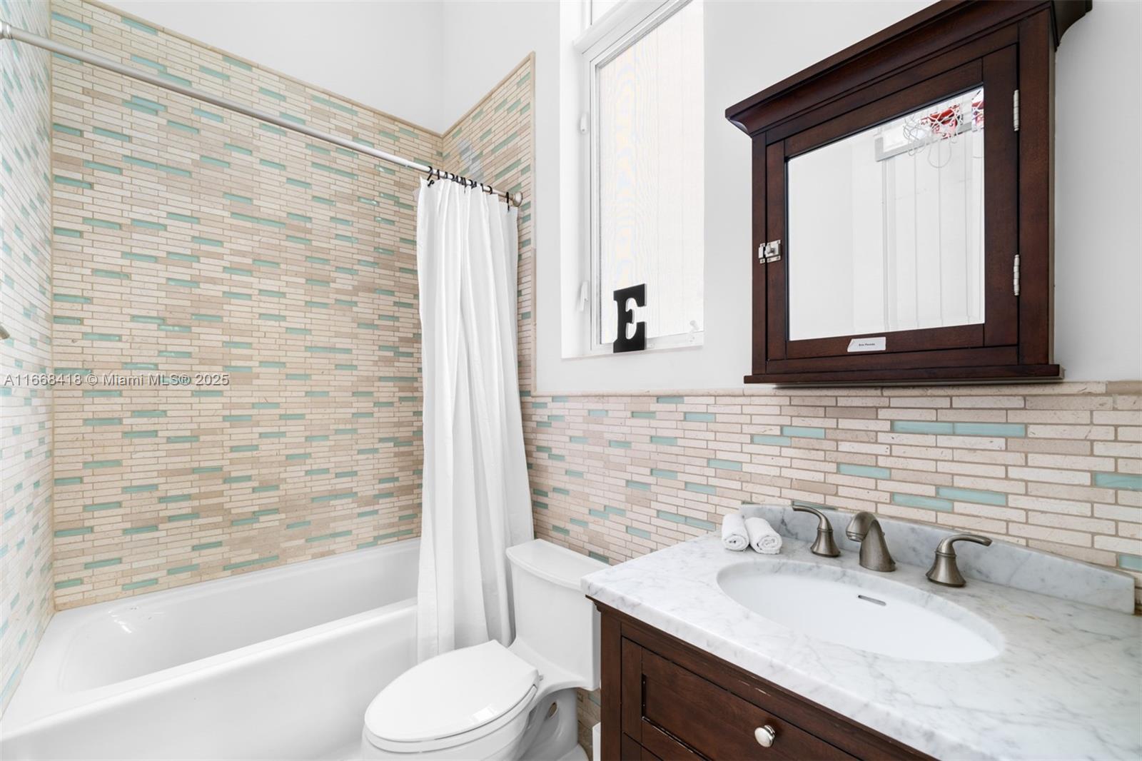 PINE TREE ESTATES - Residential