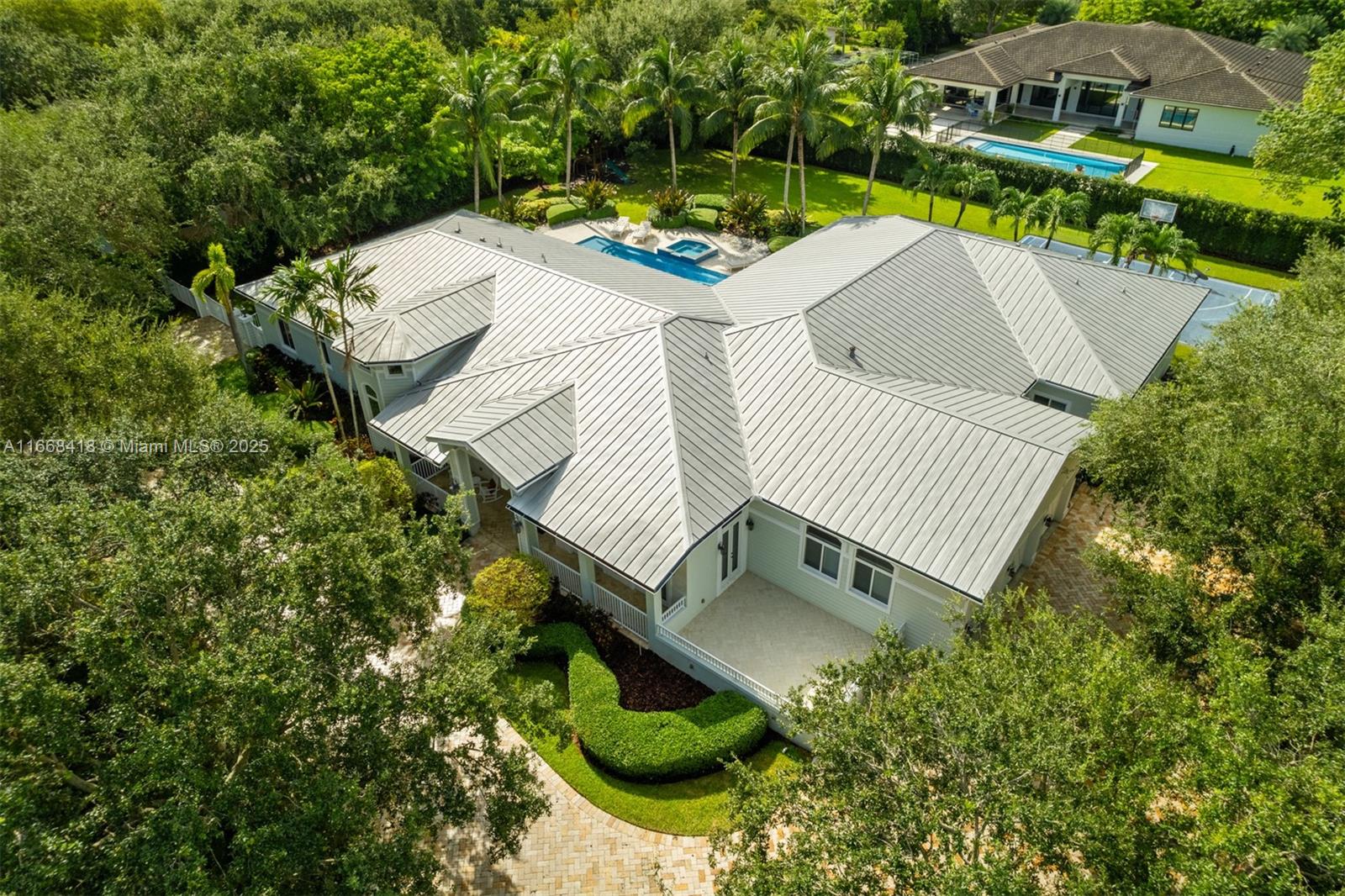 PINE TREE ESTATES - Residential