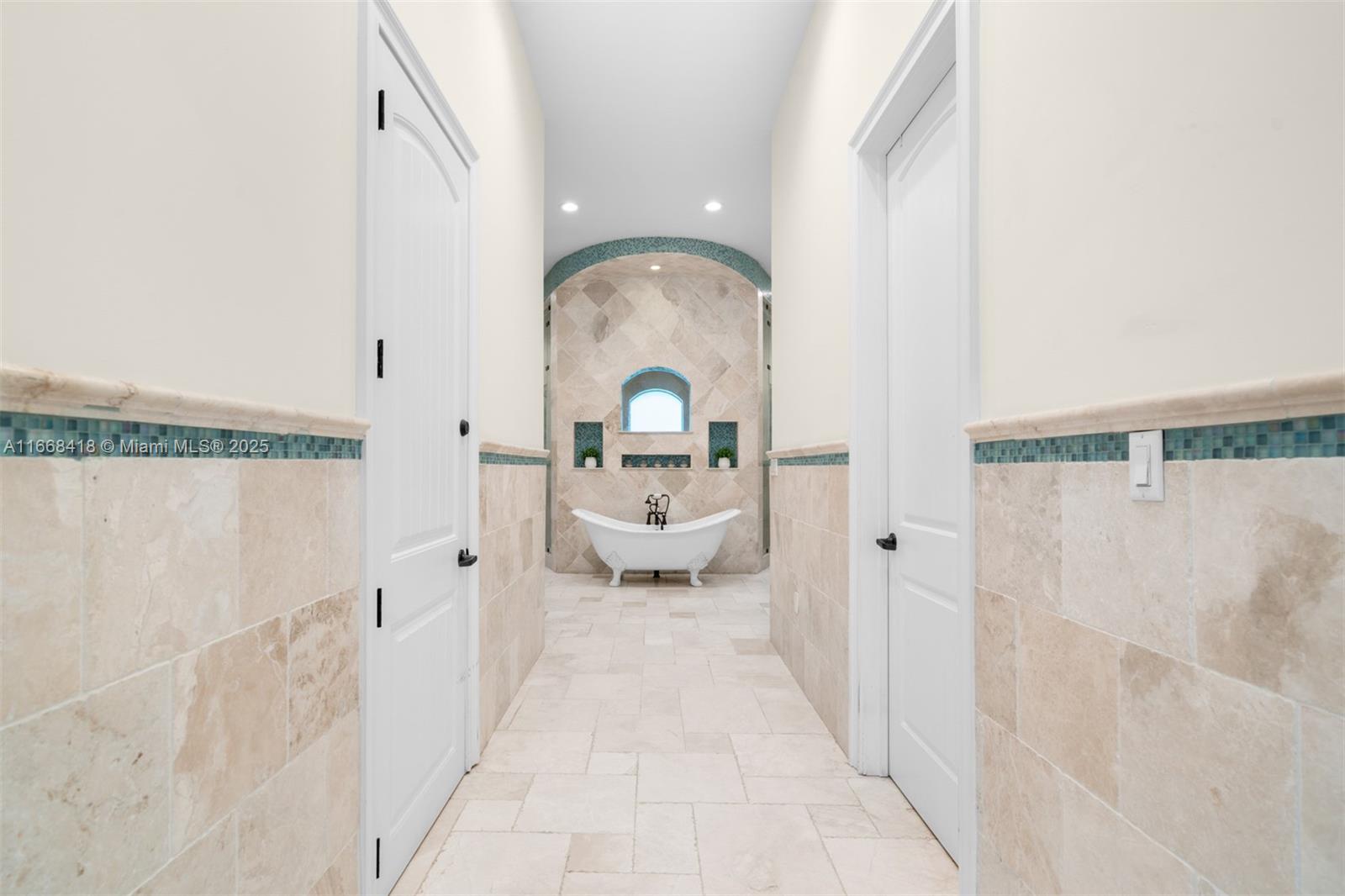 PINE TREE ESTATES - Residential