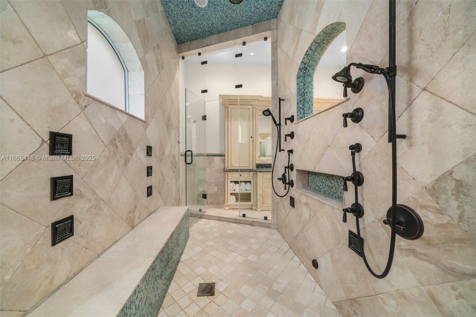 PINE TREE ESTATES - Residential