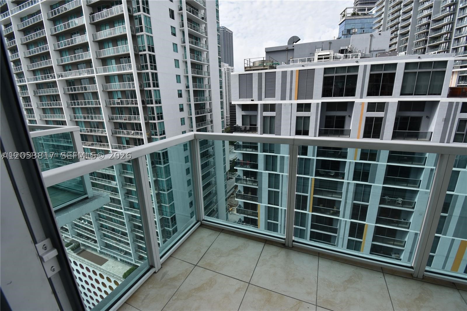 BRICKELL ON THE RIVER S T - Residential Lease