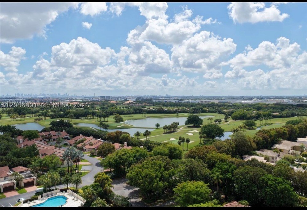 DORAL ESTATES - Residential