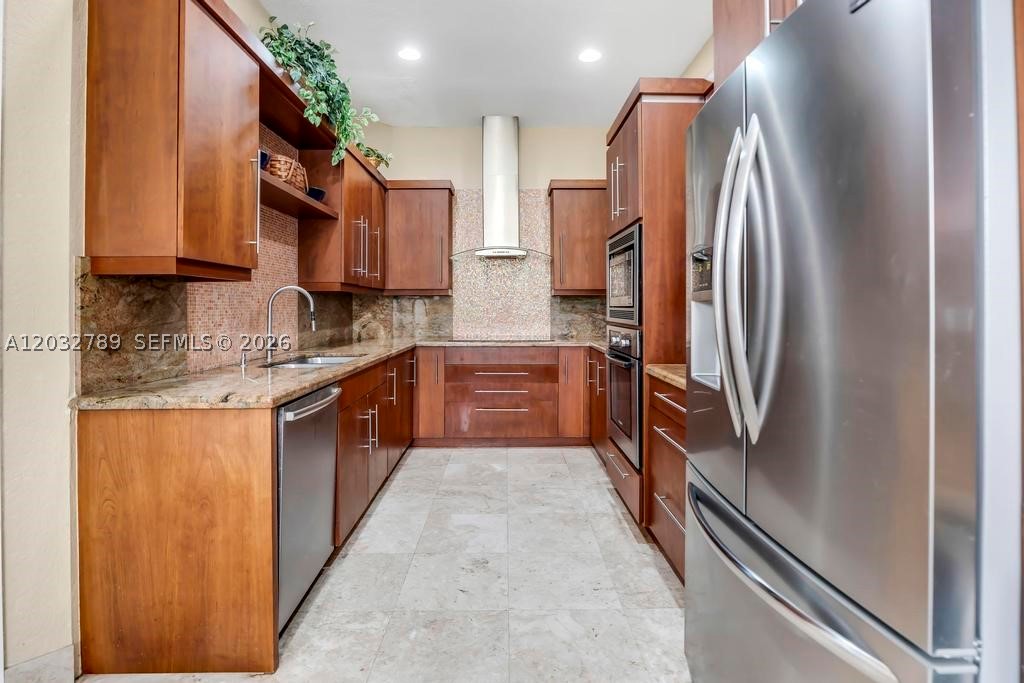 ISLES AT WESTON - Residential
