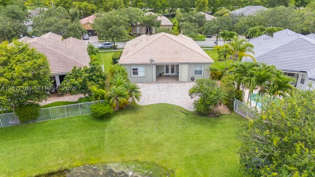 ISLES AT WESTON - Residential