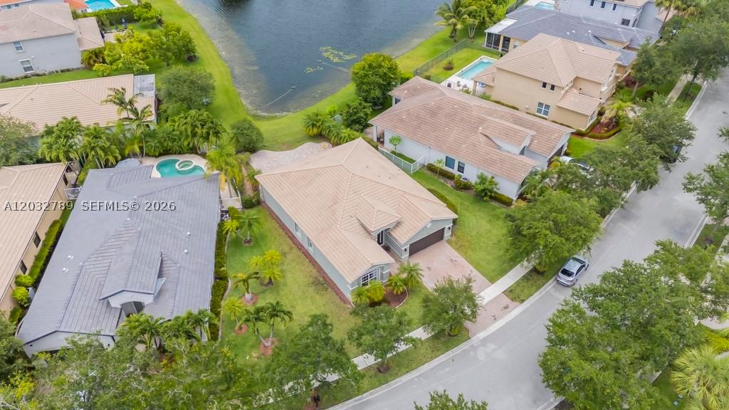 ISLES AT WESTON - Residential