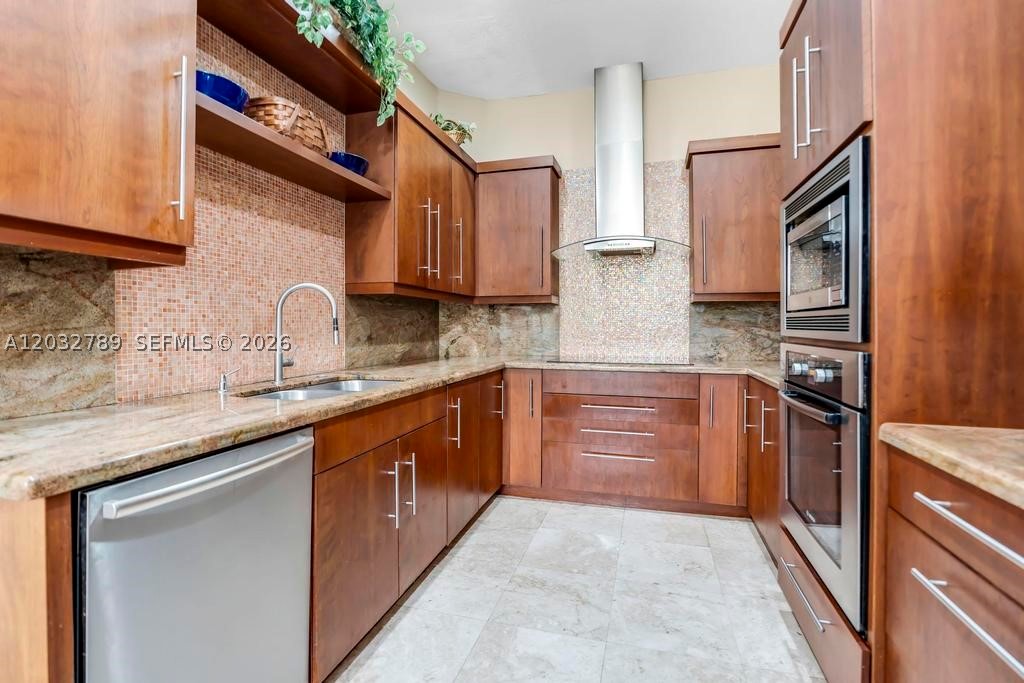 ISLES AT WESTON - Residential