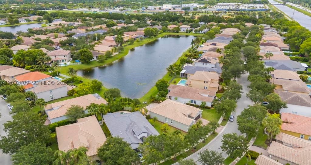 ISLES AT WESTON - Residential