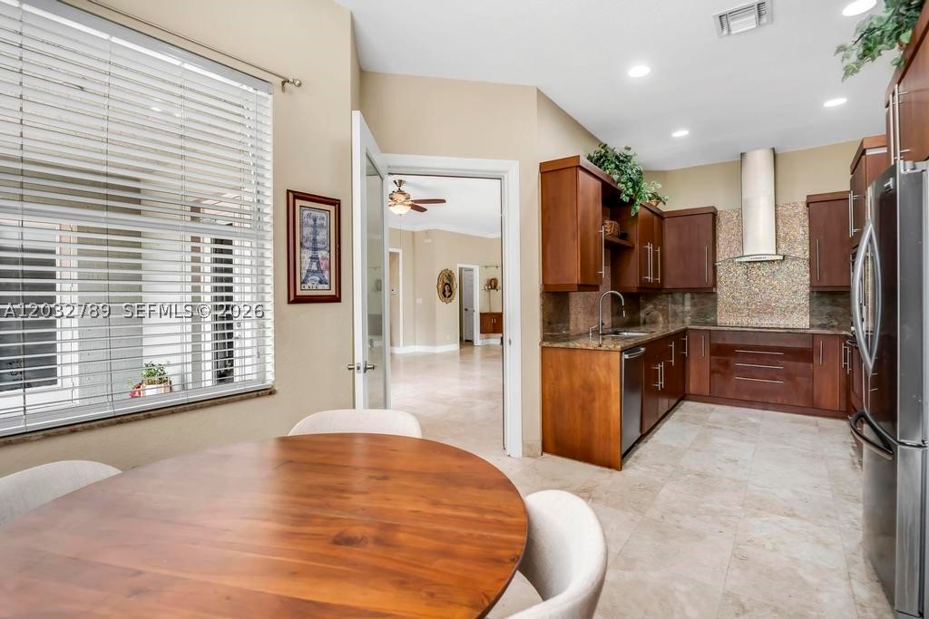 ISLES AT WESTON - Residential