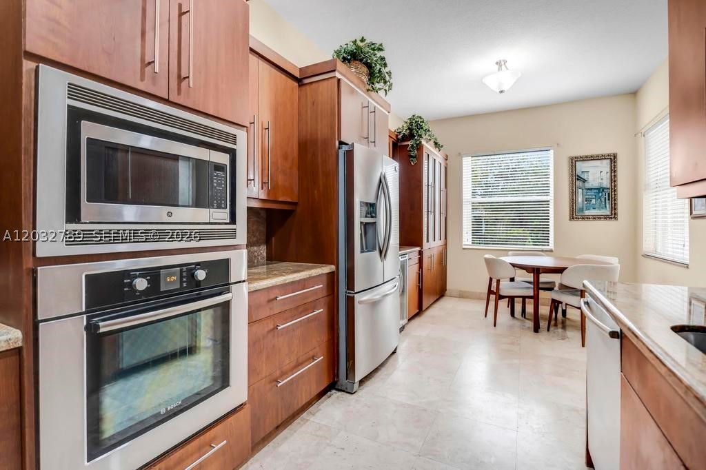 ISLES AT WESTON - Residential