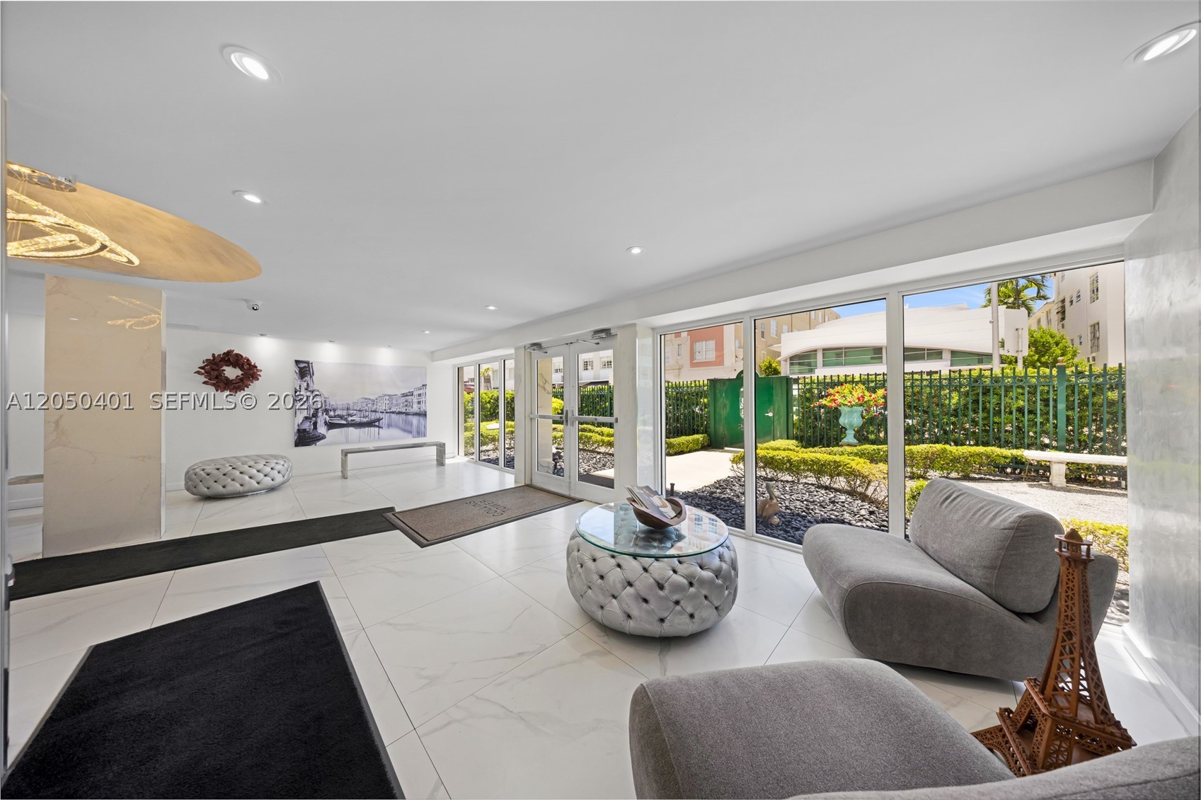 COLLINS TOWERS CONDO - Residential Lease