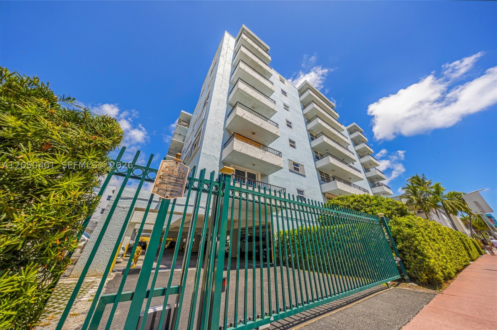 COLLINS TOWERS CONDO - Residential Lease