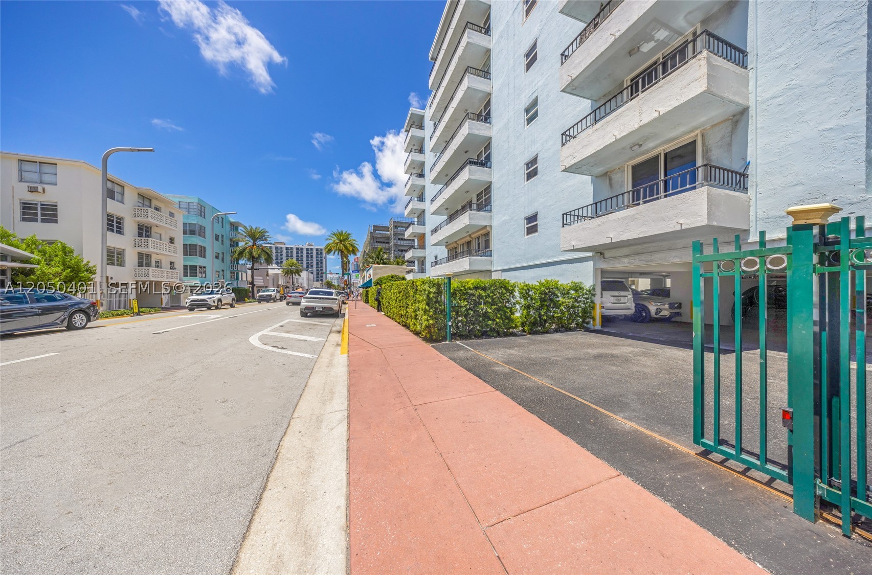 COLLINS TOWERS CONDO - Residential Lease