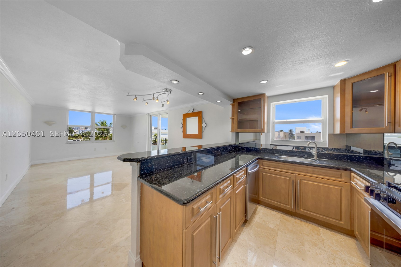 COLLINS TOWERS CONDO - Residential Lease