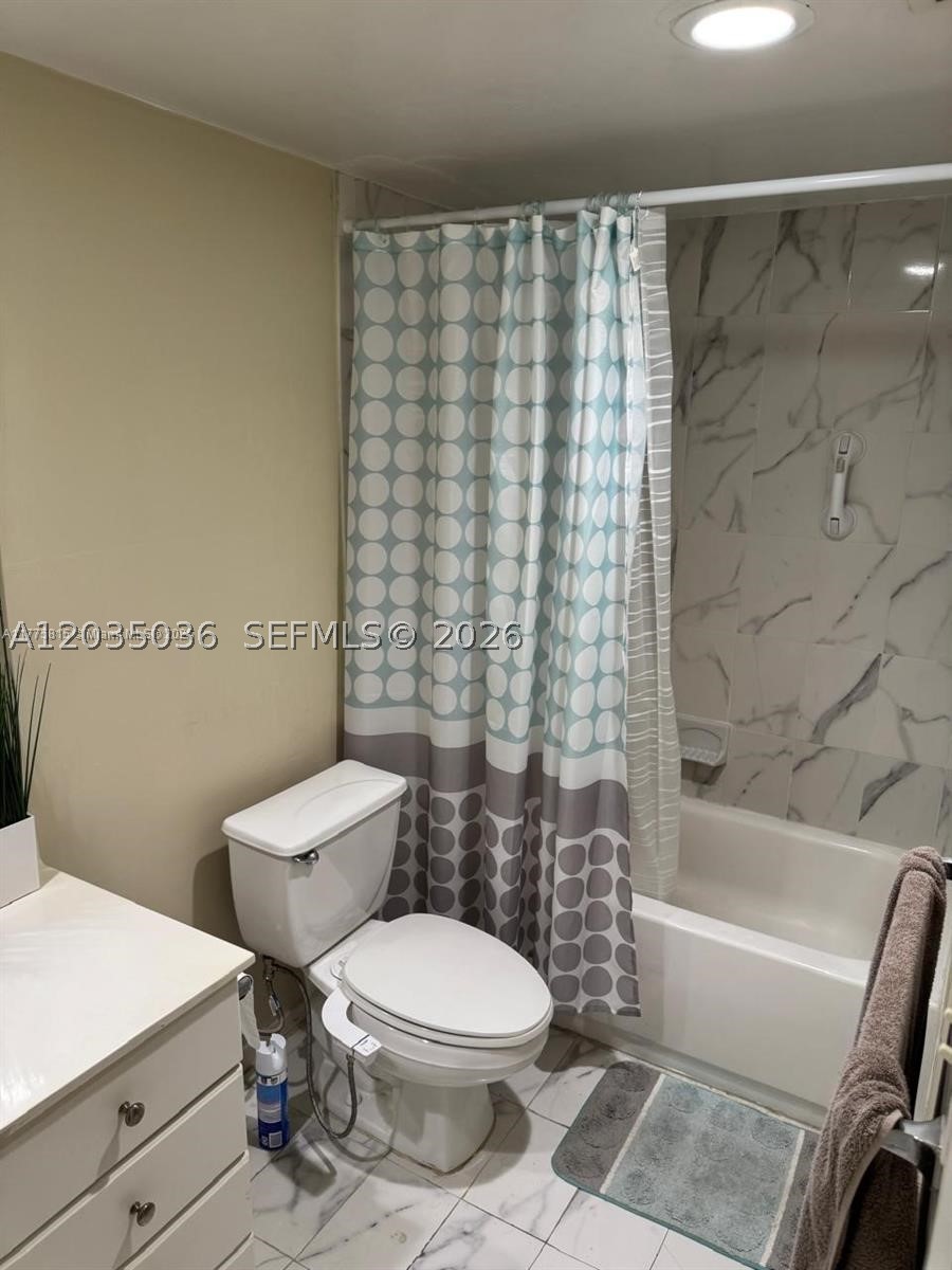 OCEANVIEW BUILDING B COND - Residential
